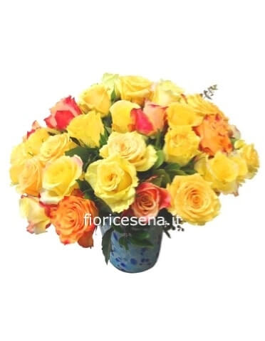 Bouquet con rose giallo e arancio